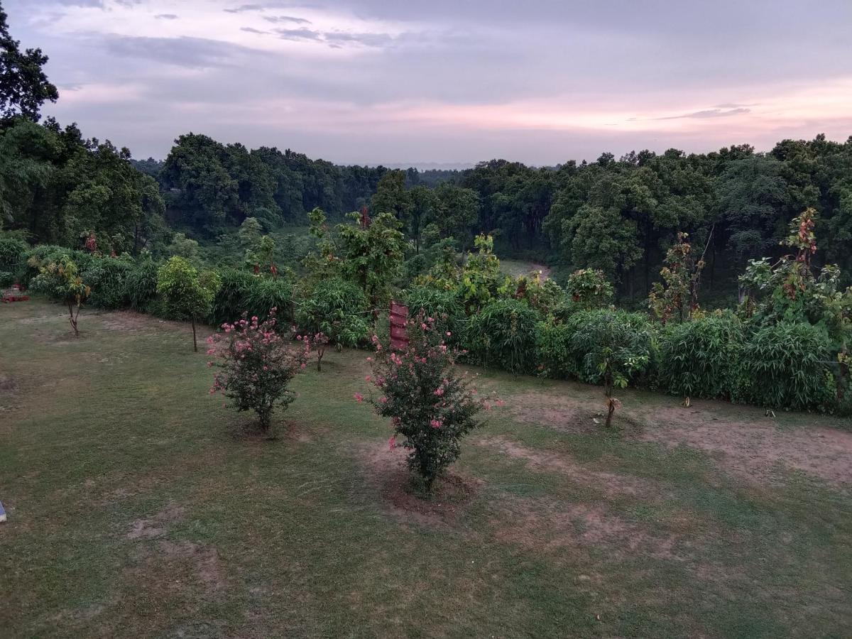 Aar Resort & Spa Dehradun Exterior foto
